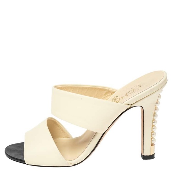 CHANEL Shoes - Chanel Cream Leather Pearl Embellished Heels Slide Sandals Size 41